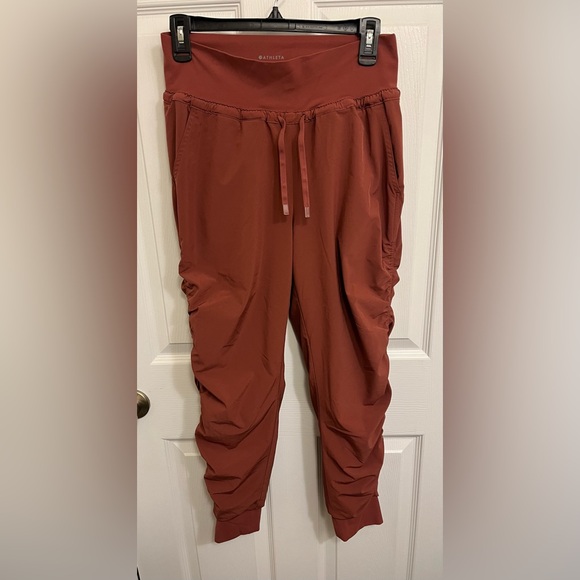 Athleta Attitude Lined Pants Women’s size 2 Rust Colored Ruched Joggers - Picture 1 of 7